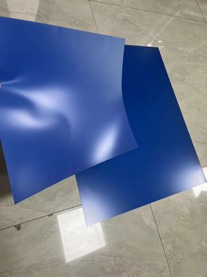 Двухслойная пластина CTP с увеличением точек ≤ 10% и чувствительным источником света 830 нм для четкой офсетной печати