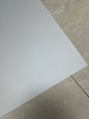 Коммерческая печать Безпроцессуальная пластина CTP 18 месяцев Срок действия Максимальная ширина катушки 1350 мм 22-25s Время производства